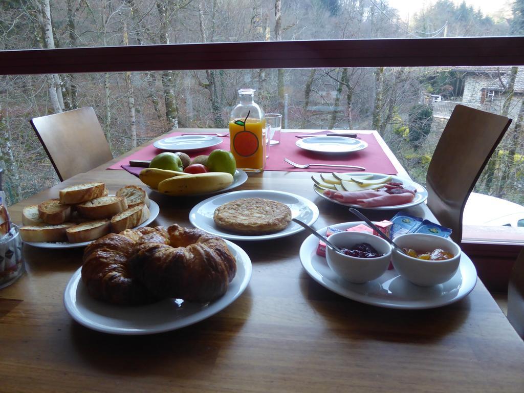 Hostal Rural Arrobi Borda Eugi Kültér fotó